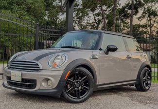 Used 2012 MINI Cooper Hardtop image 1