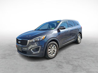 Used 2017 Kia Sorento LX w/ LX Convenience Package image 1
