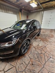 Used 2018 Lincoln MKC Reserve image 1