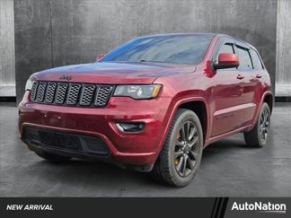 Used 2018 Jeep Grand Cherokee Altitude image 1