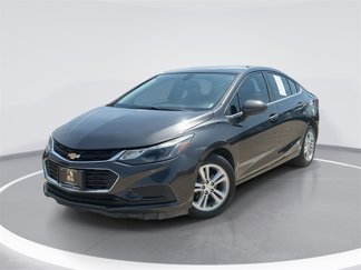 Used 2017 Chevrolet Cruze LT image 1