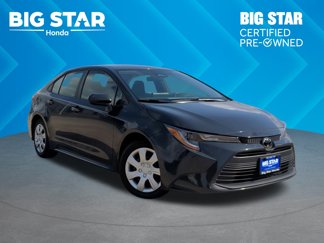 Used 2023 Toyota Corolla LE image 1