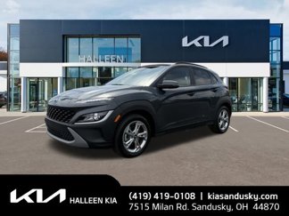Used 2022 Hyundai Kona SEL w/ Convenience Package image 1