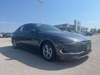 Used 2023 Hyundai Sonata SE image 1