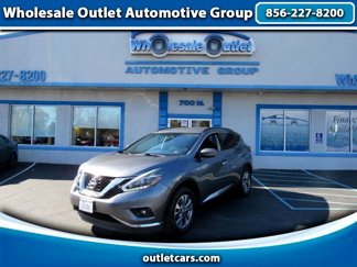 Used 2018 Nissan Murano SV image 1