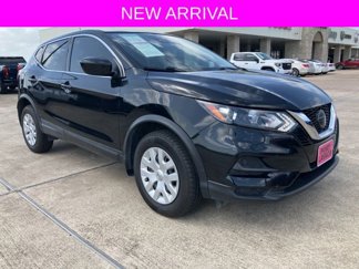 Used 2020 Nissan Rogue Sport S image 1