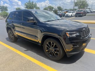 Used 2020 Jeep Grand Cherokee Altitude image 1