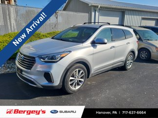 Used 2018 Hyundai Santa Fe SE image 1