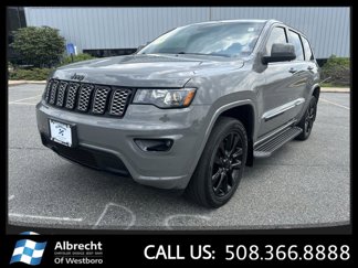 Used 2020 Jeep Grand Cherokee Altitude image 1