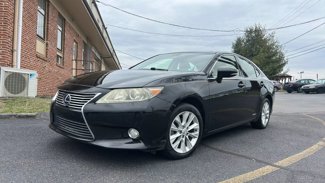 Used 2013 Lexus ES 300h image 1
