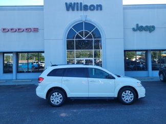 Used 2018 Dodge Journey SE image 1