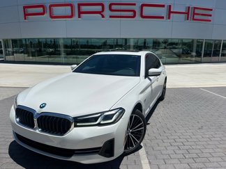 Used 2023 BMW 530e w/ Convenience Package image 1