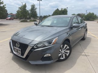 Used 2019 Nissan Altima 2.5 S image 1