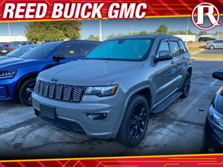 Used 2019 Jeep Grand Cherokee Altitude image 1