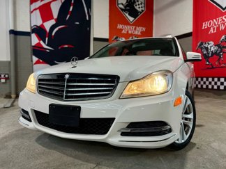 Used 2013 Mercedes-Benz C 300 4MATIC Sedan image 1