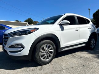 Used 2017 Hyundai Tucson SE image 1
