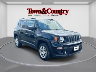 Certified 2023 Jeep Renegade Latitude w/ Sun & Fun Group image 1