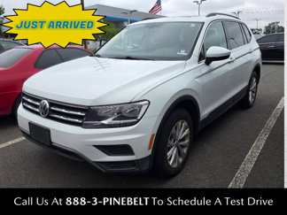 Used 2019 Volkswagen Tiguan SE w/ Panoramic Sunroof Package image 1