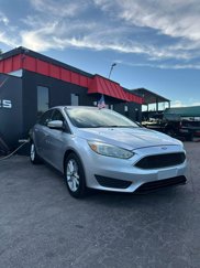 Used 2015 Ford Focus SE image 1