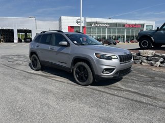 Used 2020 Jeep Cherokee Latitude Plus image 1