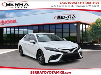 Used 2023 Toyota Camry SE image 1