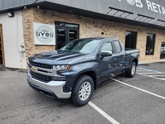 Used 2020 Chevrolet Silverado 1500 LT w/ Trailering Package image 1