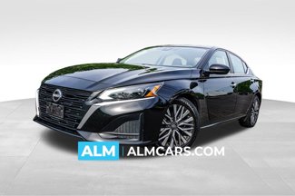 Used 2023 Nissan Altima 2.5 SV image 1