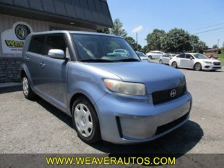 Used 2010 Scion xB image 1