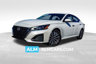Used 2023 Nissan Altima 2.5 SV image 1