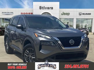 Used 2021 Nissan Rogue S image 1
