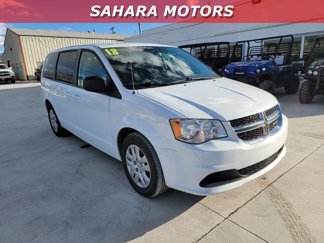 Used 2018 Dodge Grand Caravan SE w/ UConnect Hands-Free Group image 1