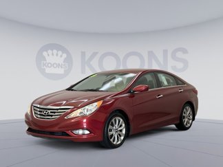 Used 2013 Hyundai Sonata SE image 1