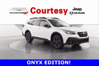 Used 2021 Subaru Outback Onyx Edition XT w/ Popular Package #2 image 1