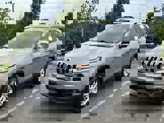 Used 2015 Jeep Cherokee Latitude w/ Cold Weather Group image 1