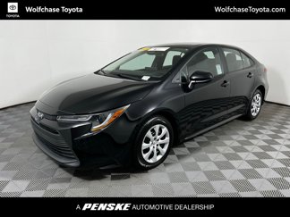 Certified 2023 Toyota Corolla LE image 1
