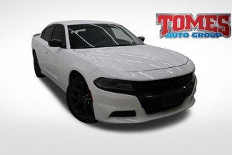 Used 2021 Dodge Charger SXT w/ Blacktop Package image 1