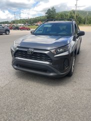 Used 2020 Toyota RAV4 LE image 1