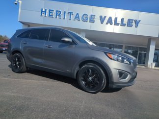 Used 2018 Kia Sorento LX image 1