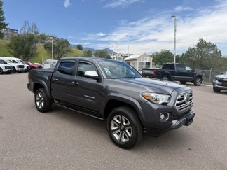 Used 2019 Toyota Tacoma Limited image 1