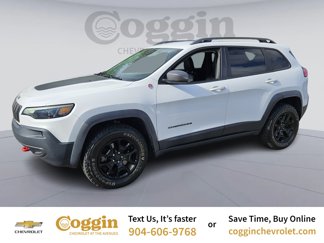 Used 2019 Jeep Cherokee Trailhawk image 1