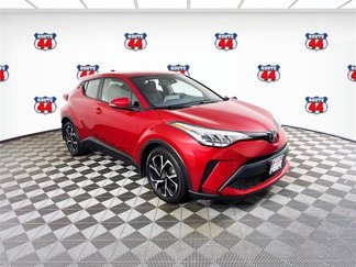 Certified 2021 Toyota C-HR XLE image 1