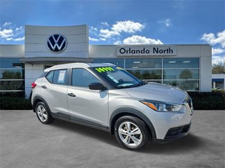 Used 2019 Nissan Kicks S image 1