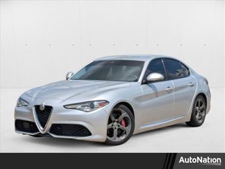 Used 2017 Alfa Romeo Giulia image 1