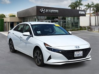 Used 2022 Hyundai Elantra SEL w/ Convenience Package image 1