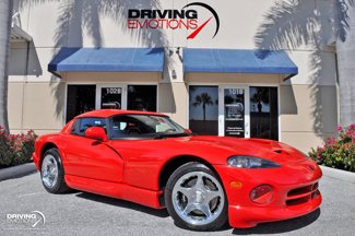 Used 1998 Dodge Viper RT/10 image 1