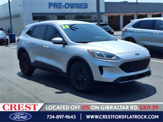 Used 2020 Ford Escape SE image 1