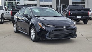 Used 2024 Toyota Corolla LE w/ LE Convenience Package image 1