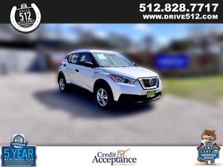 Used 2019 Nissan Kicks S image 1