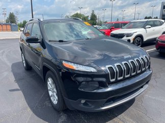 Used 2017 Jeep Cherokee Latitude w/ Cold Weather Group image 1