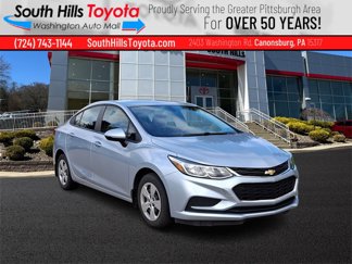 Used 2018 Chevrolet Cruze LS image 1